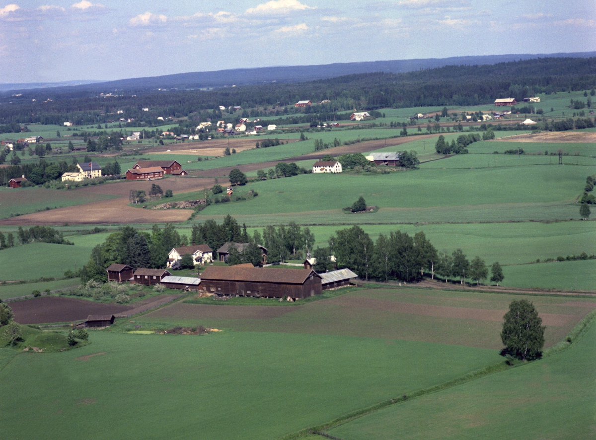 Widerøes Flyveselskap A/S, FLYFOTO GAUSTAD SØNDRE