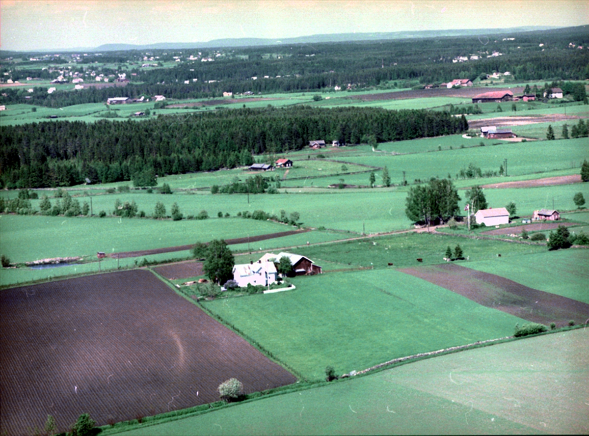 Widerøes Flyveselskap A/S, FLYFOTO ARNSET, ILSENG