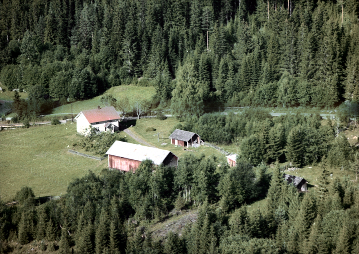 Widerøes Flyveselskap A/S, FLYFOTO FOSSENGEN SØNDRE, VALLSET