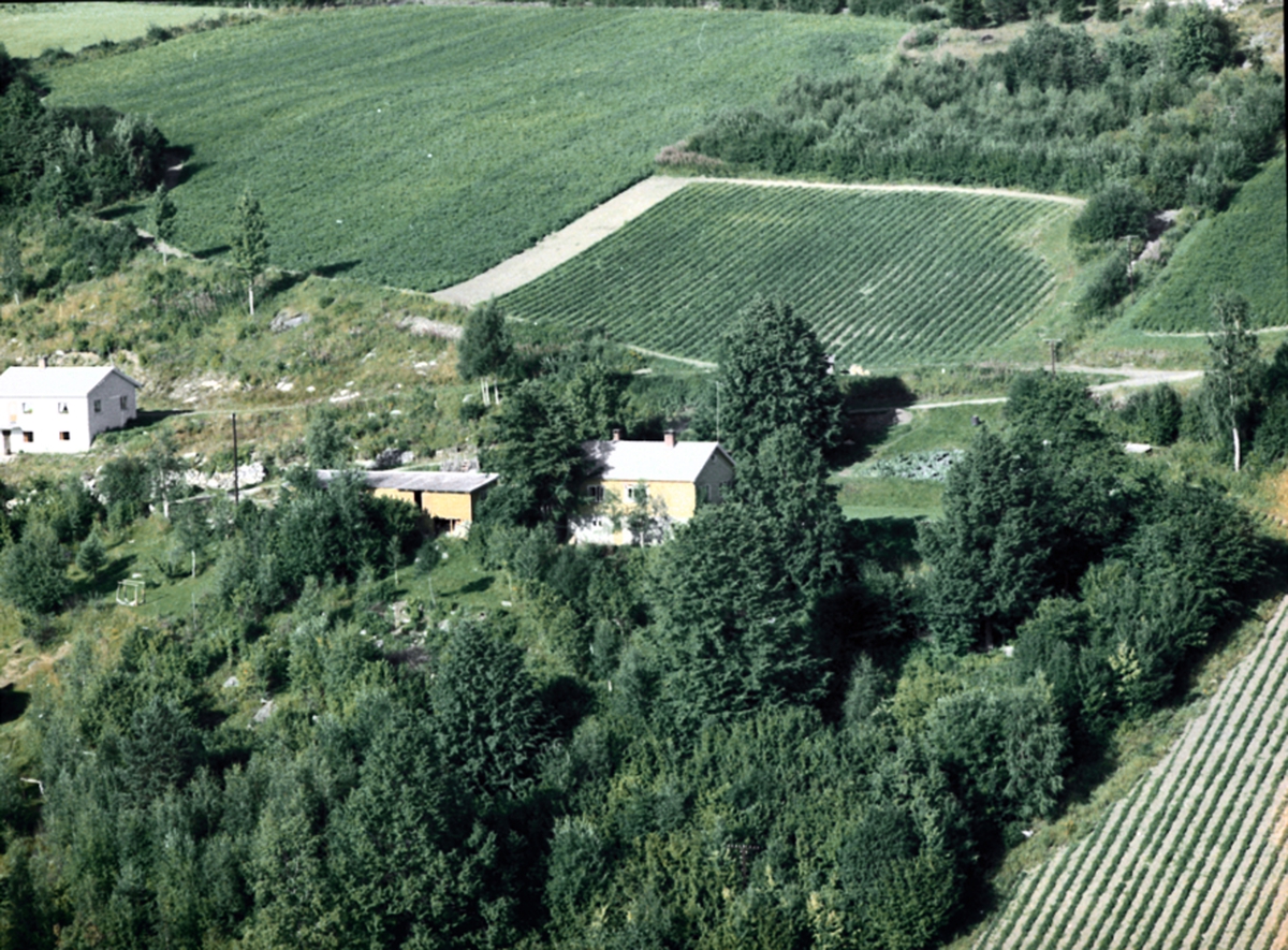 Widerøes Flyveselskap A/S, FLYFOTO LINDE, VALLSET