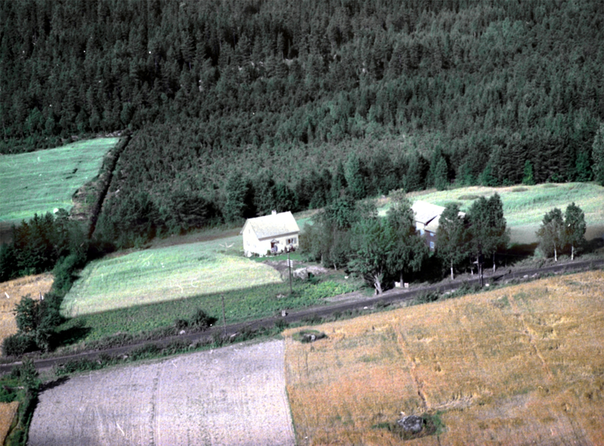 Widerøes Flyveselskap A/S, FLYFOTO STANDERHOLEN, TANGEN