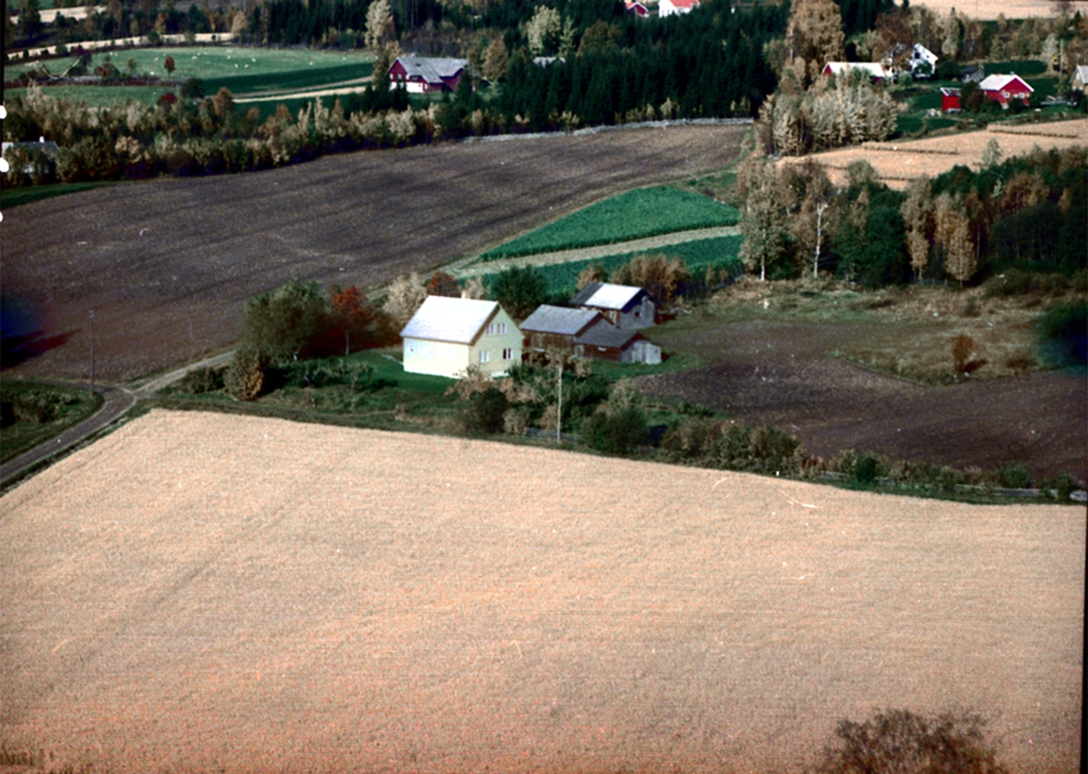 Widerøes Flyveselskap A/S, FLYFOTO ENGSTAD, VALLSET