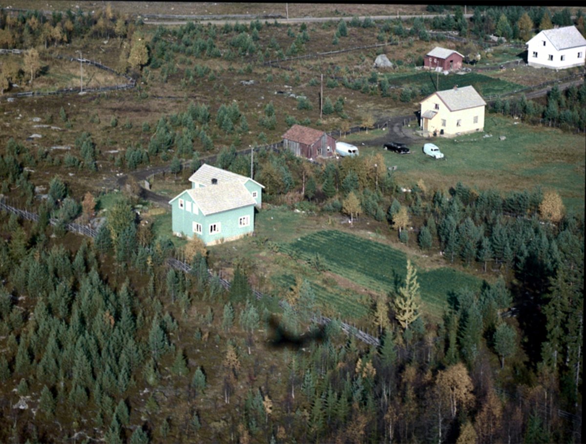 Widerøes Flyveselskap A/S, FLYFOTO FURUMO, ÅSVANG