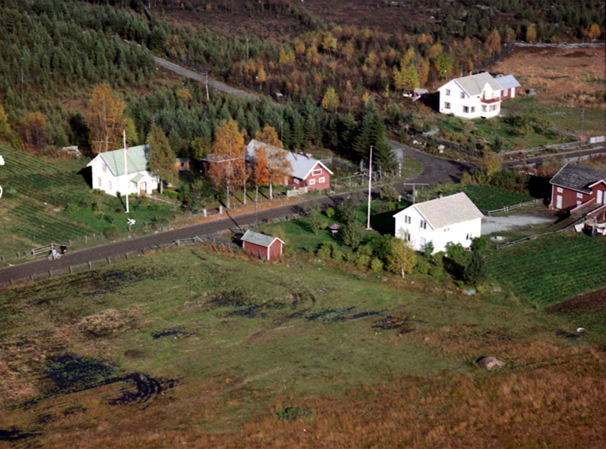 Widerøes Flyveselskap A/S, FLYFOTO ÅSHEIM, ÅSVANG