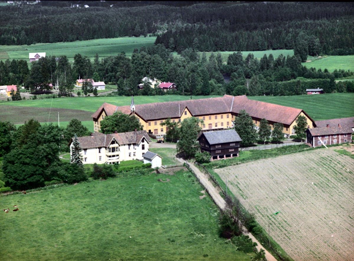 Widerøes Flyveselskap A/S, FLYFOTO HORNE GARD, ILSENG