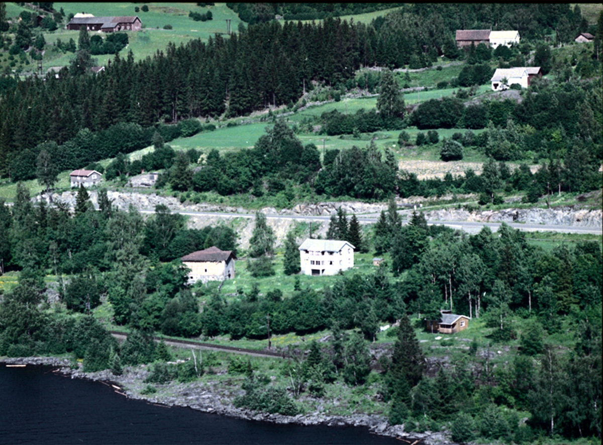 Widerøes Flyveselskap A/S, FLYFOTO MOSTUE NEDRE, MORSTU, ESPA