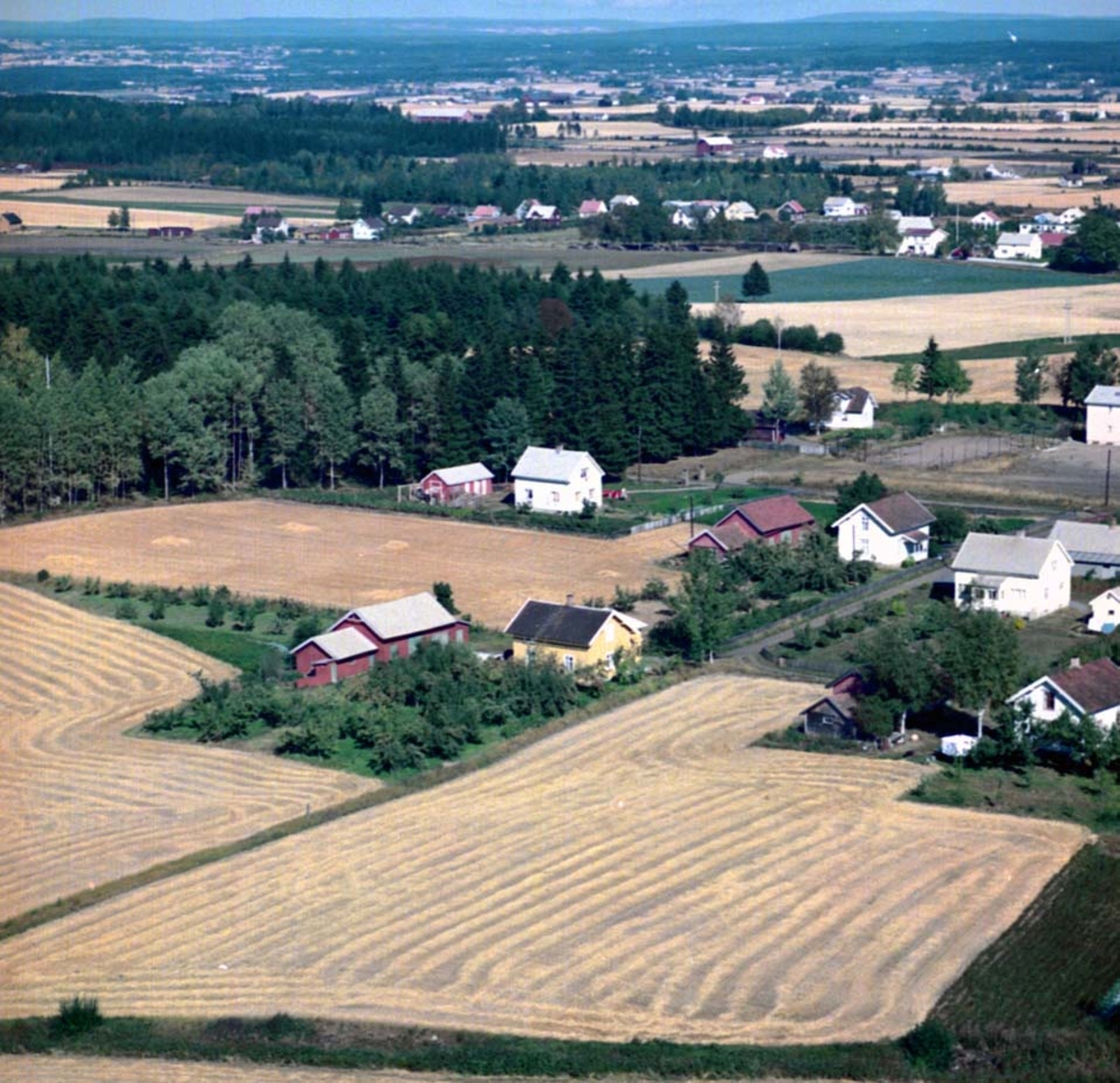 Widerøes Flyveselskap A/S, FLYFOTO JOHNSRUD, STANGE