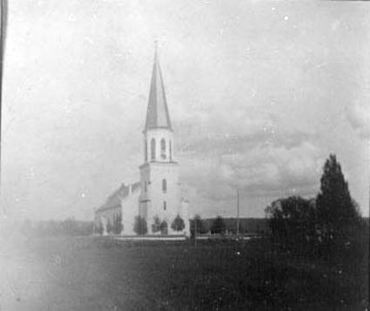 Anno Domkirkeodden, EKSTERIØR: ROMEDAL KIRKE, ROMEDAL