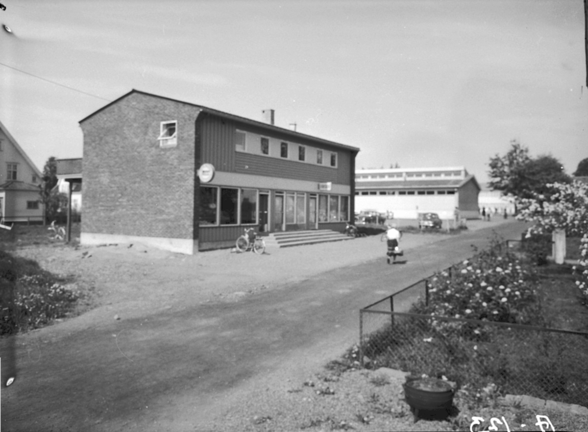 Anno Domkirkeodden, EKSTERIØR: ÅGE BROVOLL GÅRD, SKOLEGATA.