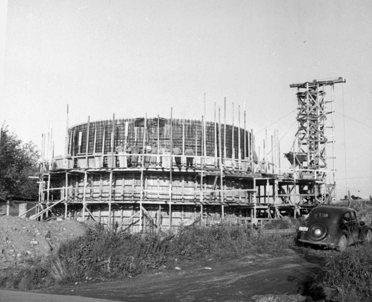 Anno Domkirkeodden, STANGE KOMMUNE, VANNVERKET, BYGGING VANNBASENG, GRØNSTAD