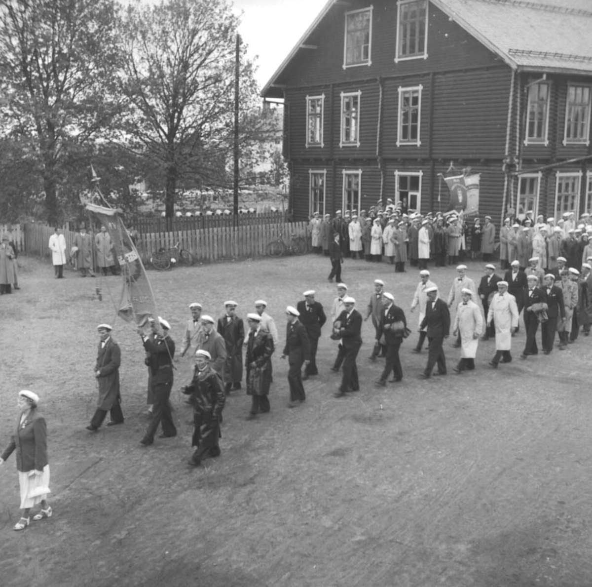 Anno Domkirkeodden, SANG-MUSIKKSTEVNE, MYE FOLK, SKOLEPLASSEN, STANGE SKOLE
