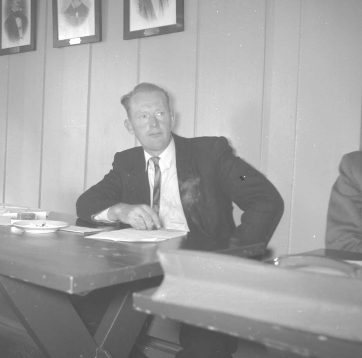 Anno Domkirkeodden, OLSEN, OTTAR, TANGEN, STANGE HERREDSTYRE, MØTEVIRKSOMHET, FOKHOL