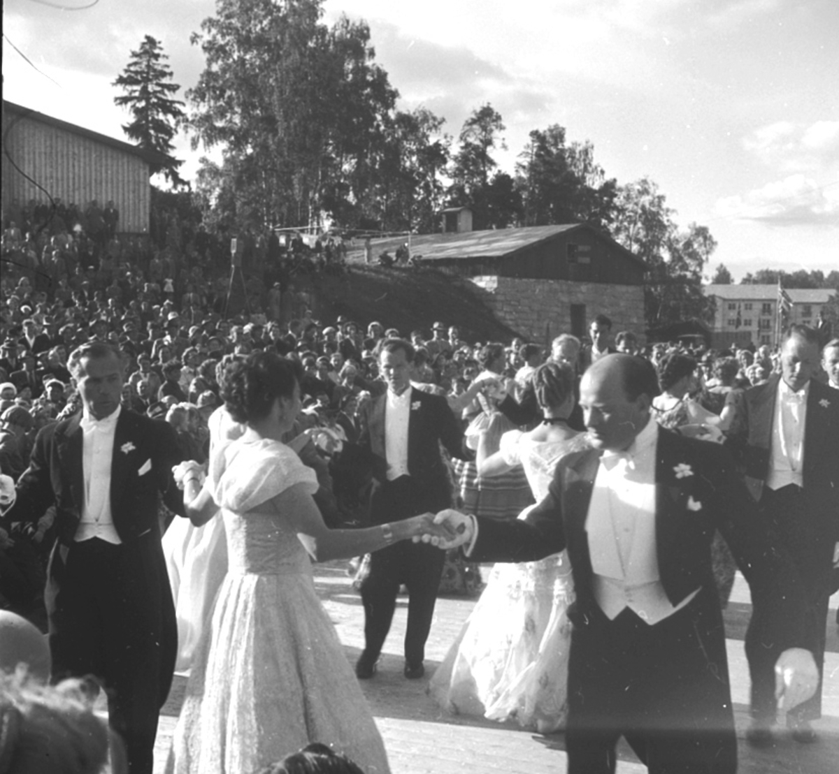 Anno Domkirkeodden, STANGEUTSTILLING, DANSEOPPVISNING, UTSTILLINGSPLASSEN, HAMAR