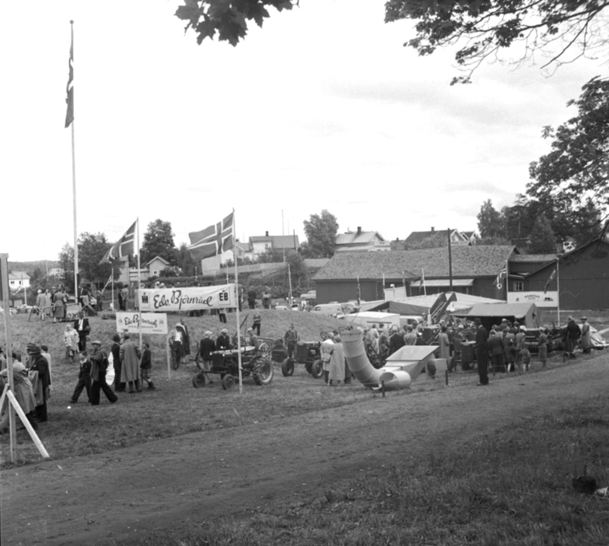 Anno Domkirkeodden, STANGEUTSTILLING, LANDBRUKSREDSKAP, UTSTILLINGSPLASSEN, HAMAR