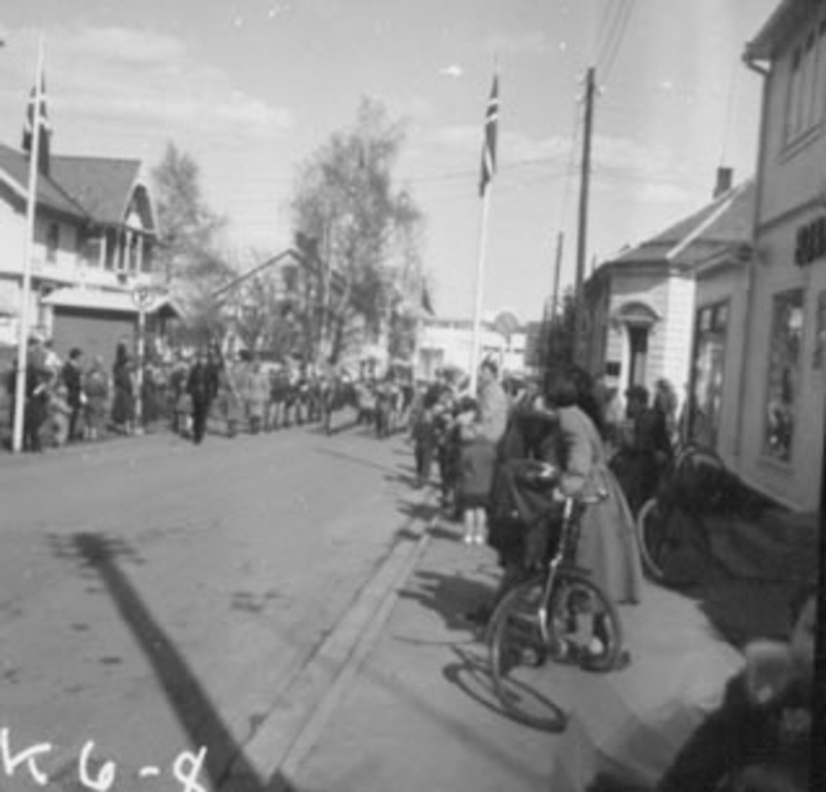 Anno Domkirkeodden, 1. MAI TOG, MYE FOLK, STORGATA, ,