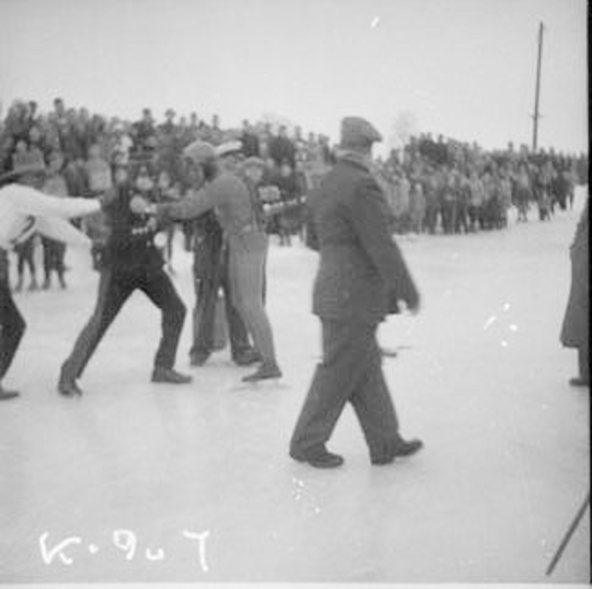 Anno Domkirkeodden, STANGE SKØYTEKLUBB, HUMORISTISK SHOW, UTKLEDDE FOLK, STANGE SKØYTEBANE,