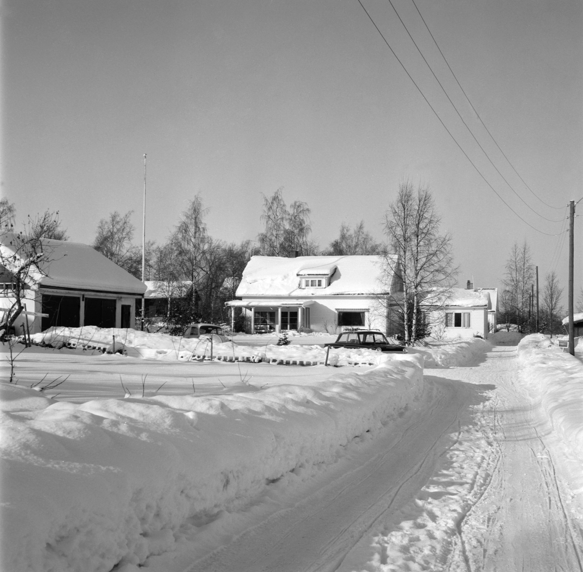 Anno Domkirkeodden, EKSTERIØR: BOLIG OG LENNSMANNSKONTOR, LENSMANN HUSE, EINAR HUS, VINTER,