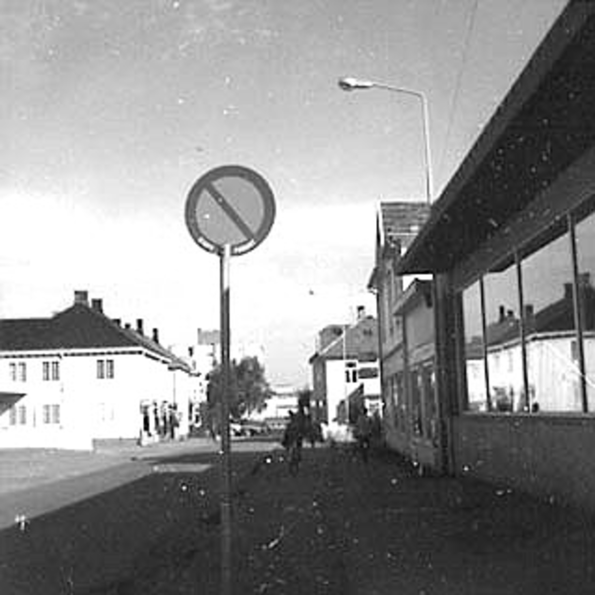 Anno Domkirkeodden, STANGEBYEN, STORGATA, SYKKEL, FOLK