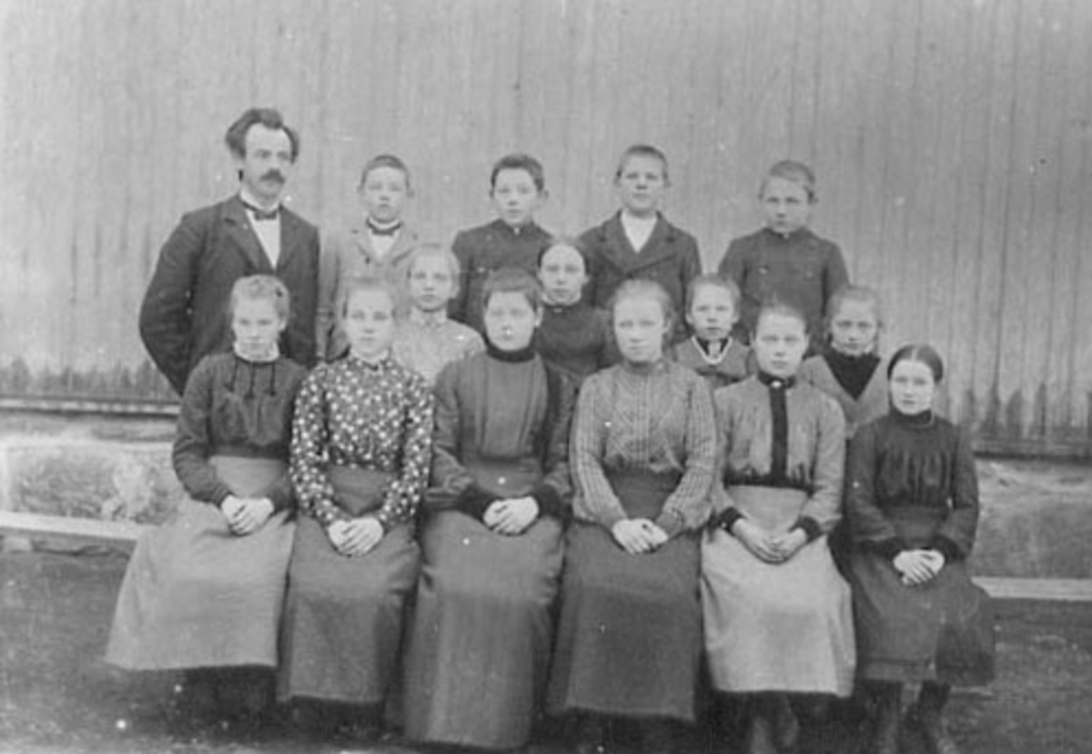 Anno Domkirkeodden, GRUPPE: 15 SANSYNLIGVIS FRAMHALDSSKOLELEVER, TANGEN,