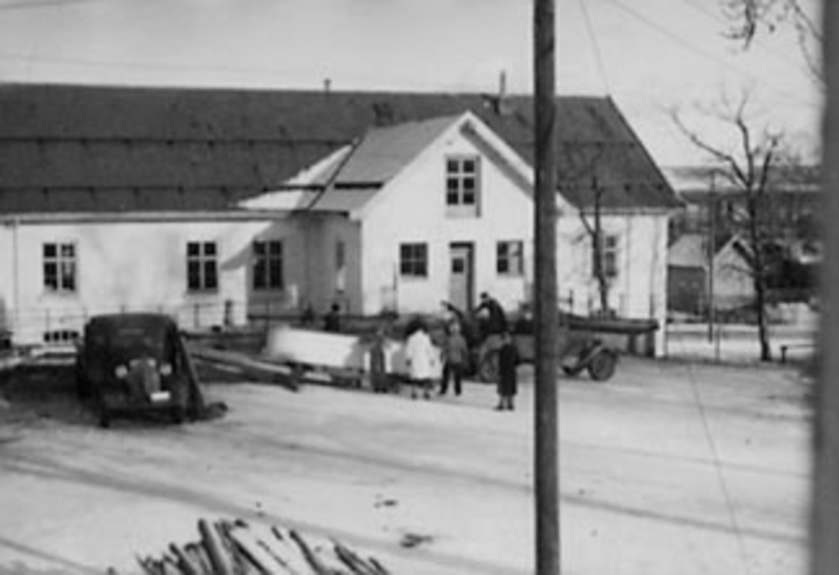 Anno Domkirkeodden, STANGE MEIERI, KRANBIL, FOLK,