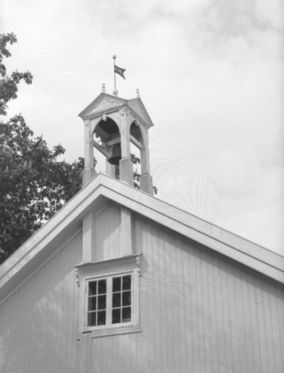 Anno Domkirkeodden, EKSTERIØR STABBUR MED STABBURSKLOKKE 1874