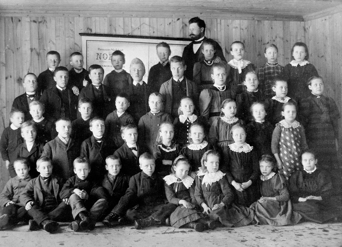 Anno Domkirkeodden, GRUPPE: 43 SKOLEELEVER MED LÆRER, ÅSEN SKOLE