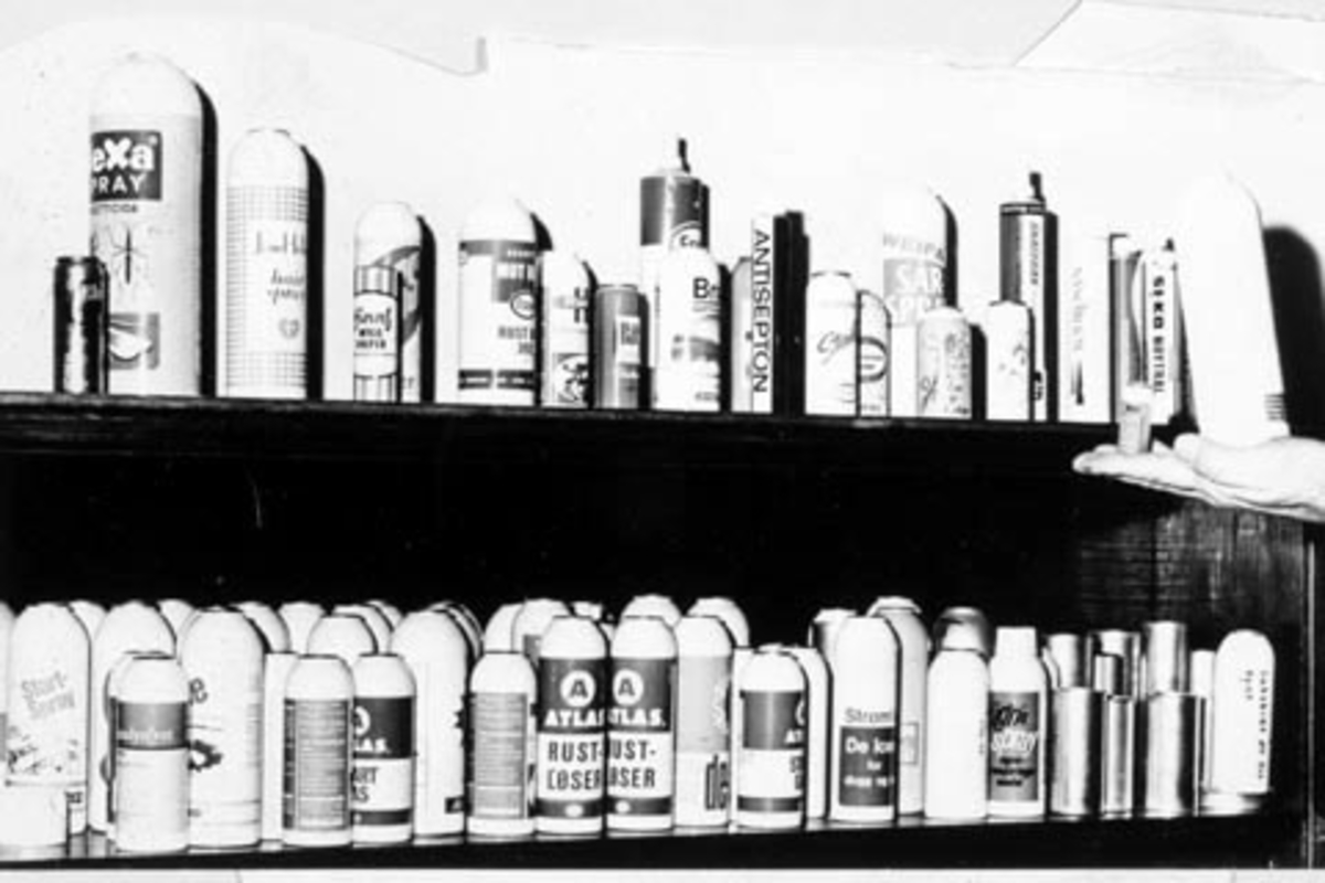 Anno Domkirkeodden, METALLEMBALLASJE, OTTESTAD. PRODUKSJON AV SPRAYBOKSER. UTVALG AV FERDIGE PRODUKTER.