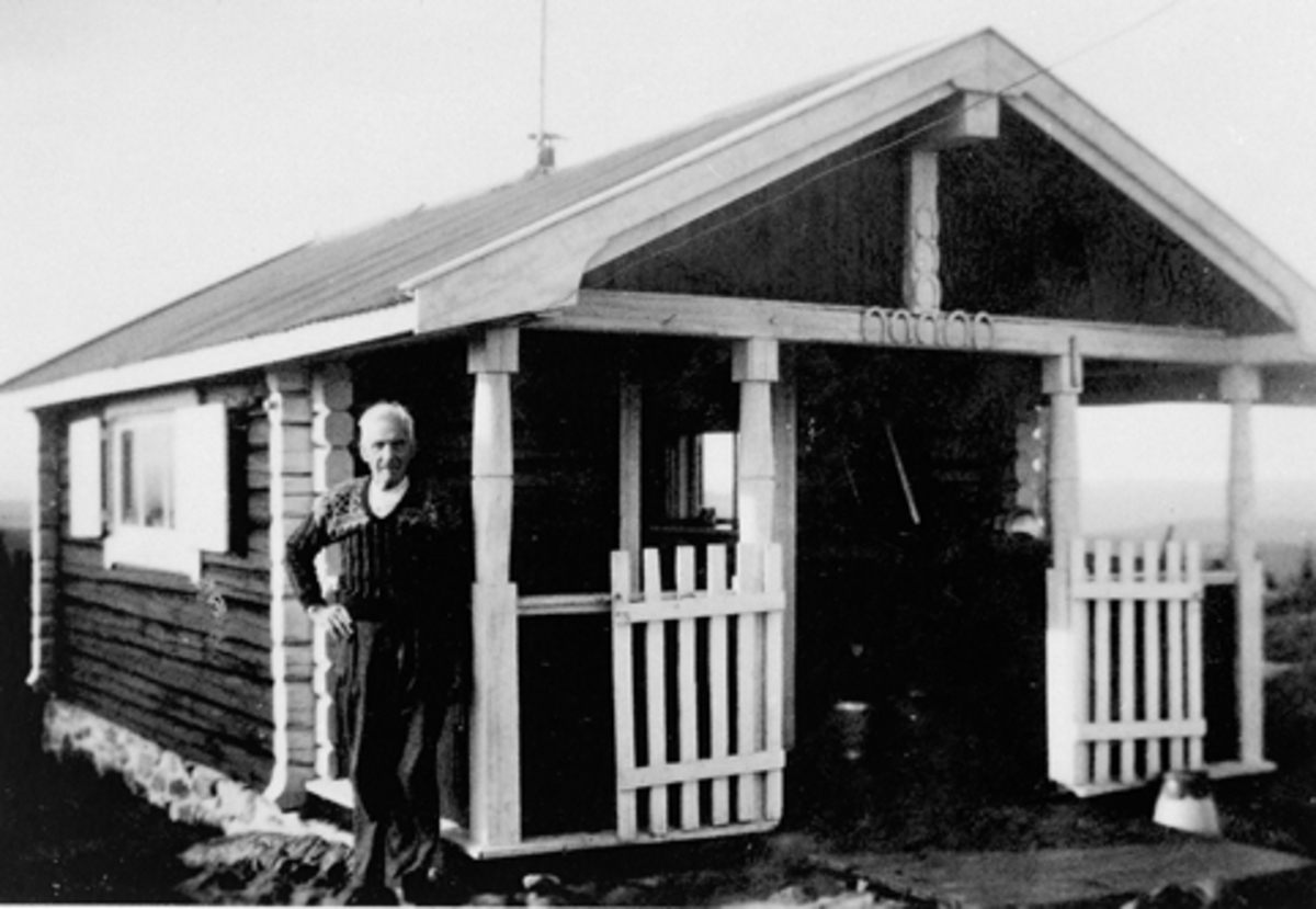 Anno Domkirkeodden, BRANNVAKTHYTTA VED KNUKTÅRNET, FREDRIK KJERNLI, BRANNVAKT 1925-1940.