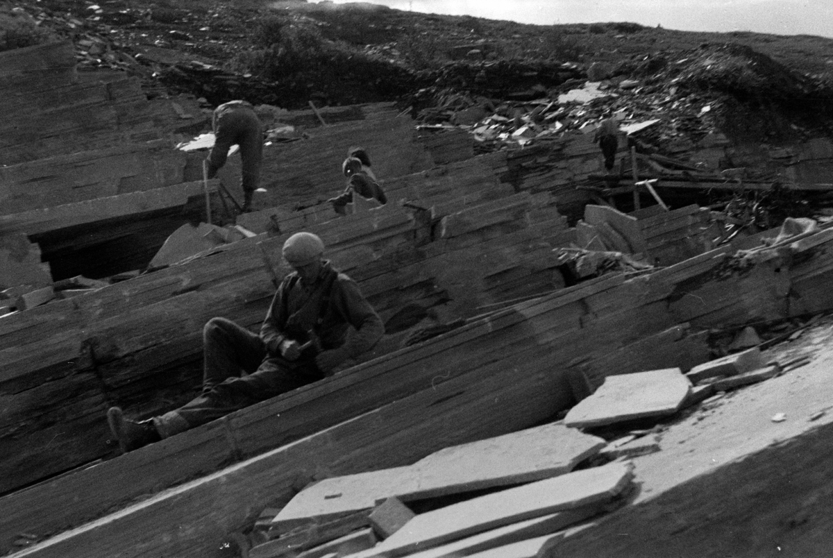 Adolf Skjegstad, SKIFERBRUDD, UKJENT STED.