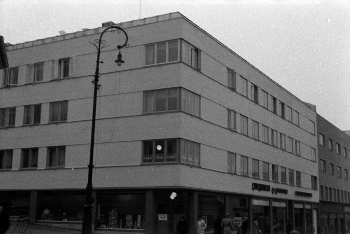 Adolf Skjegstad, TORGGATA 43, HAMAR