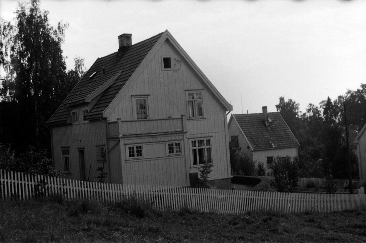 Adolf Skjegstad, HUS, VILLA I SANGENVEGEN, HAMAR.