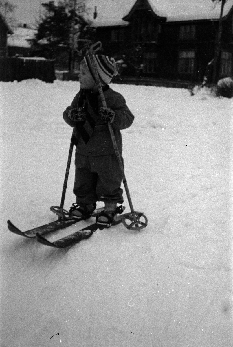 Adolf Skjegstad, ASK-01605