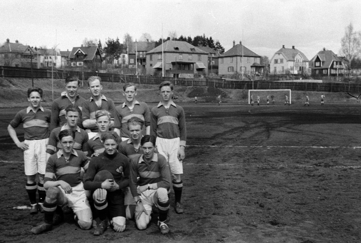 Adolf Skjegstad, HAMAR STADION, FOTBALLAG, UKJENTE.