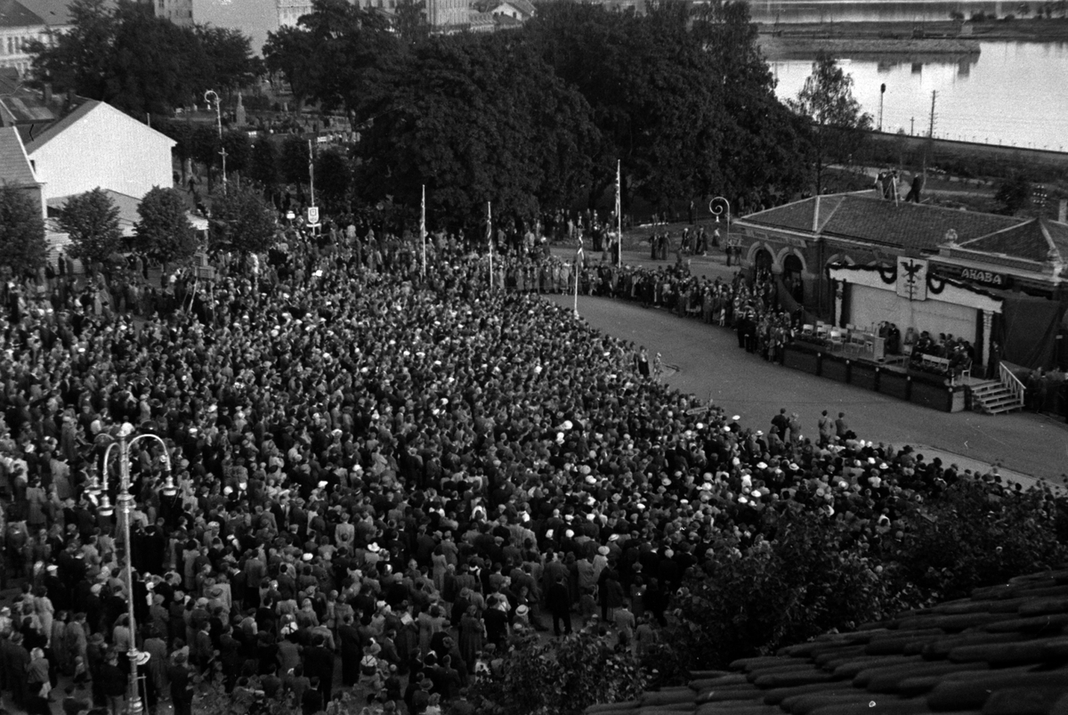 Adolf Skjegstad, STORTORGET HAMAR, BYJUBILEET 1949.