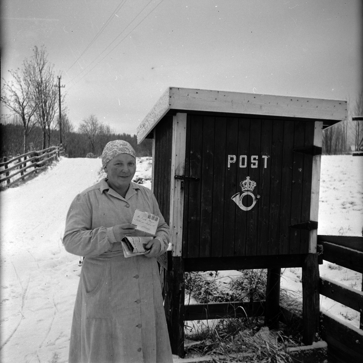 Adolf Skjegstad, UKJENT KVINNE VED "POSTKASSE"