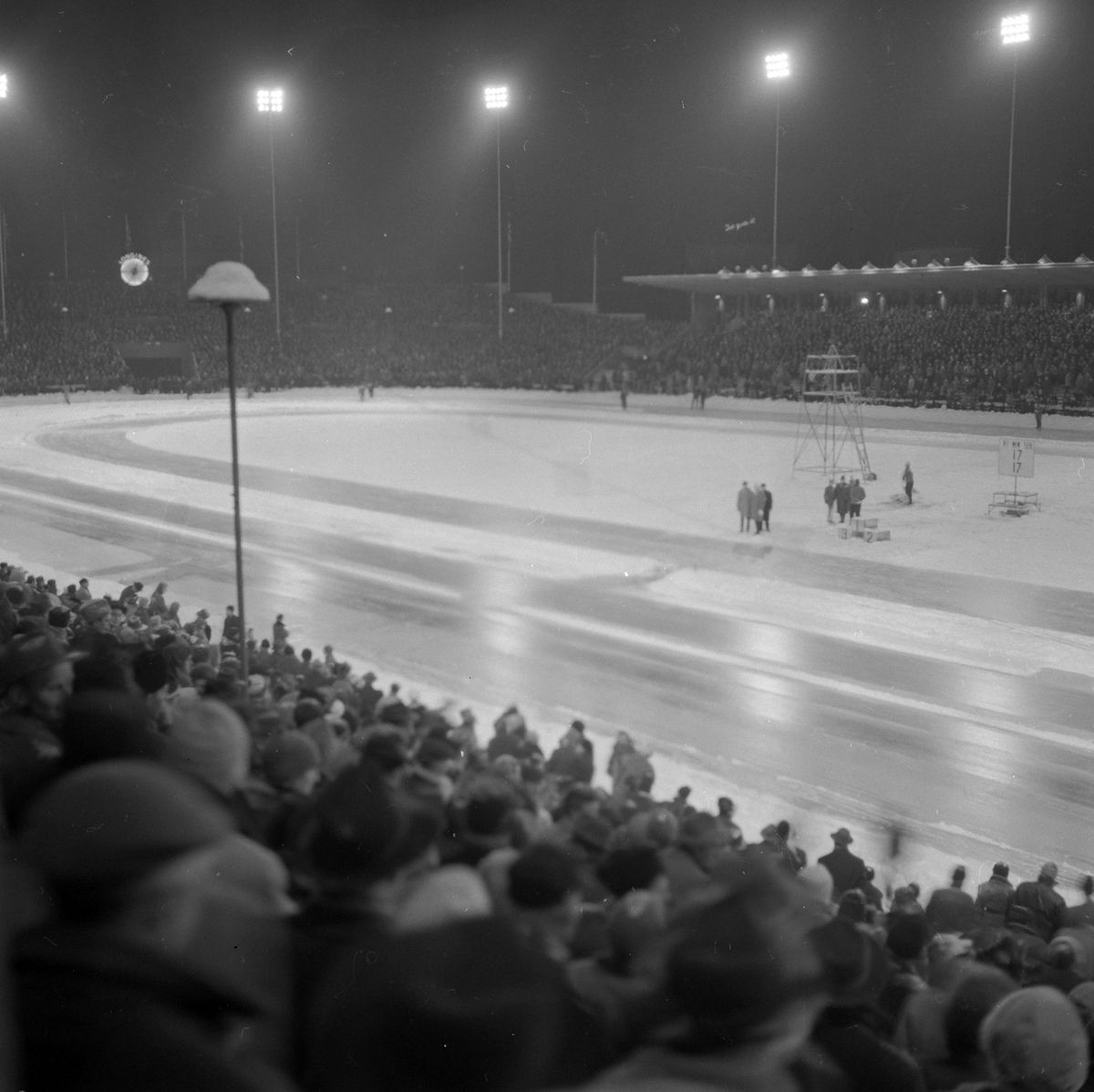 Adolf Skjegstad, Bislett, skøytestevne, skøytebane,