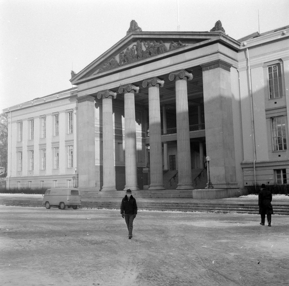 Adolf Skjegstad, Universitetet, Oslo.