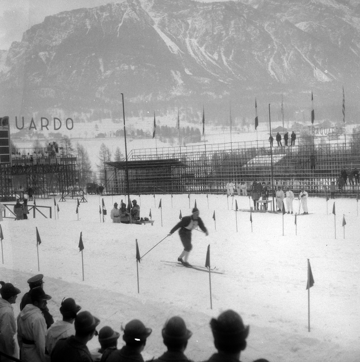 Adolf Skjegstad, ASK-03755