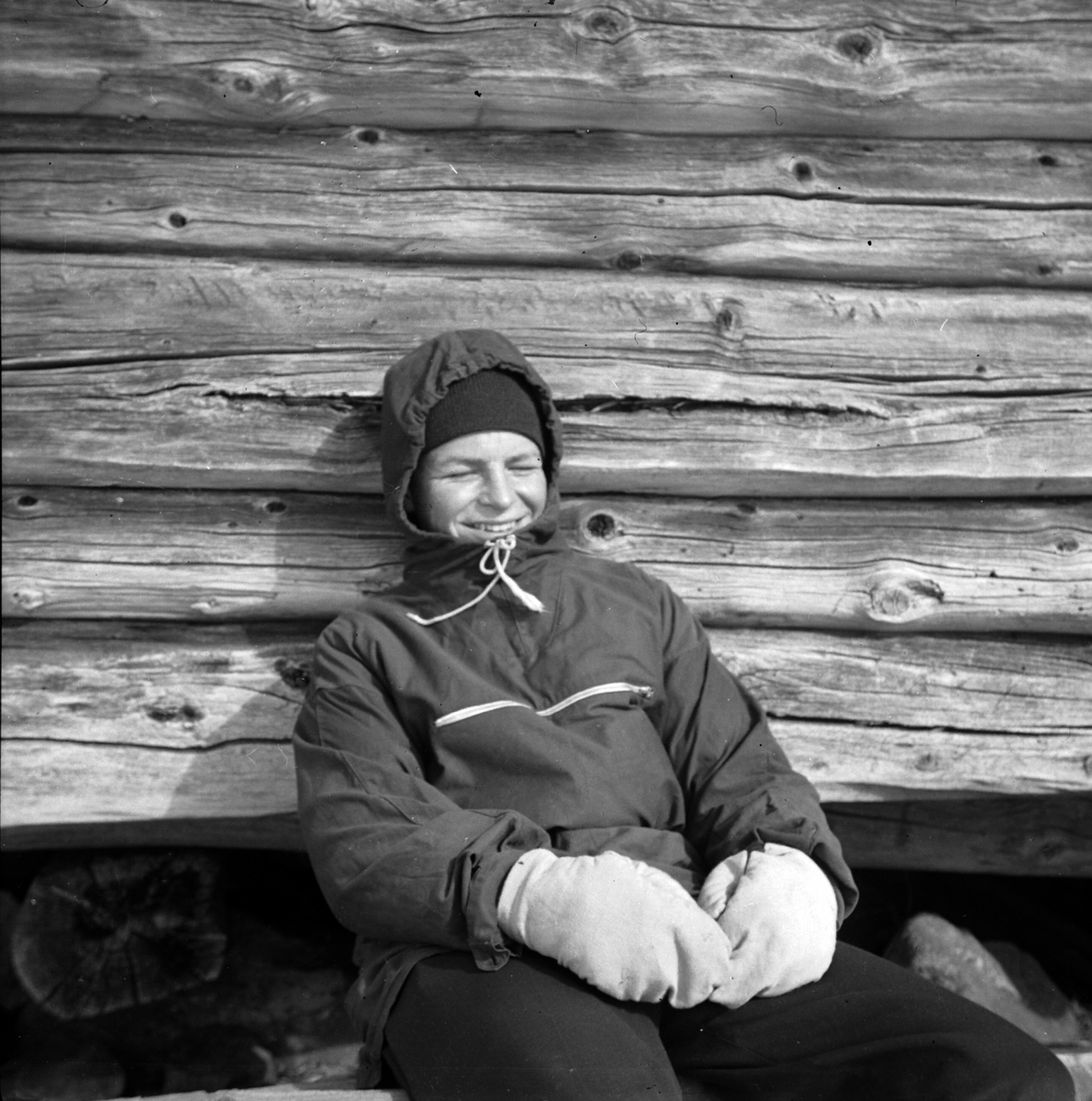 Adolf Skjegstad, ASK-04012