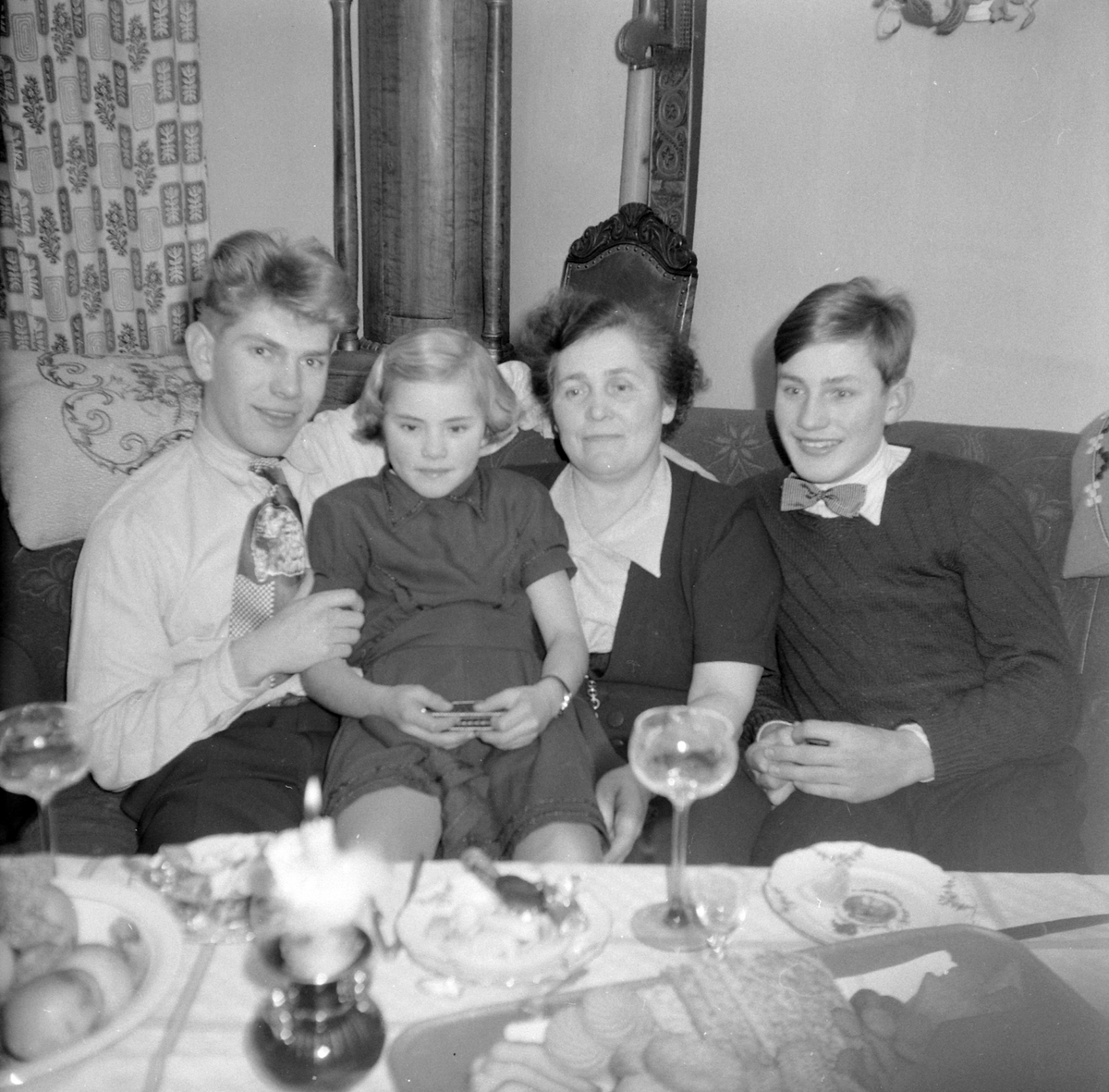 Adolf Skjegstad, Odd Kjell, Asbjørg, Petra og Annar Skjegstad.
