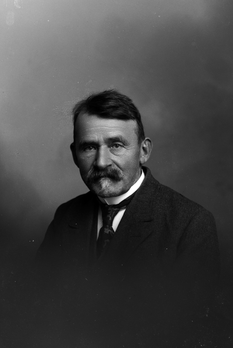 Christian Grundseth, CASPARI LEKTOR, HALVFIG. , 27694