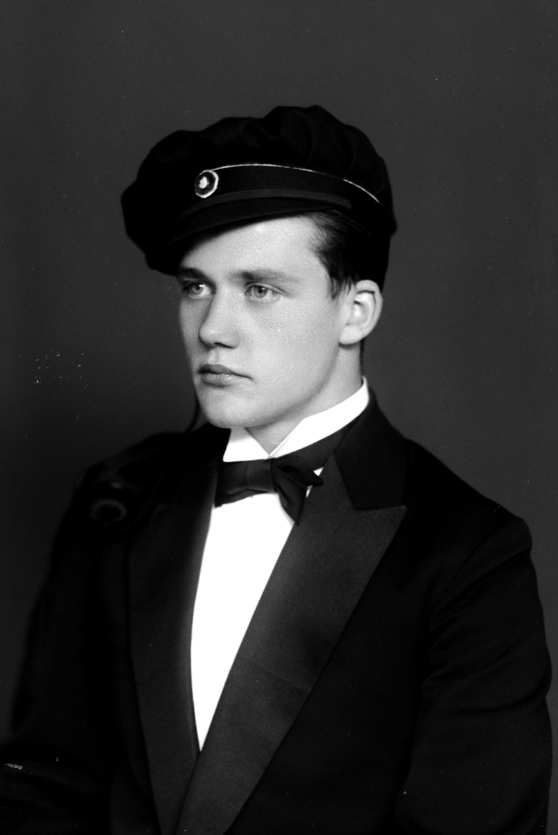 Christian Grundseth, EIDEM ODD, STUDENT, HALVFIG. , 37099