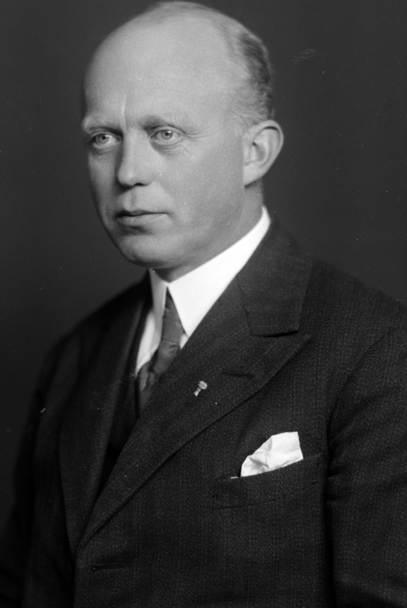 Christian Grundseth, ØSTBY DEGLUM OLAF, HALVFIG. , 36636