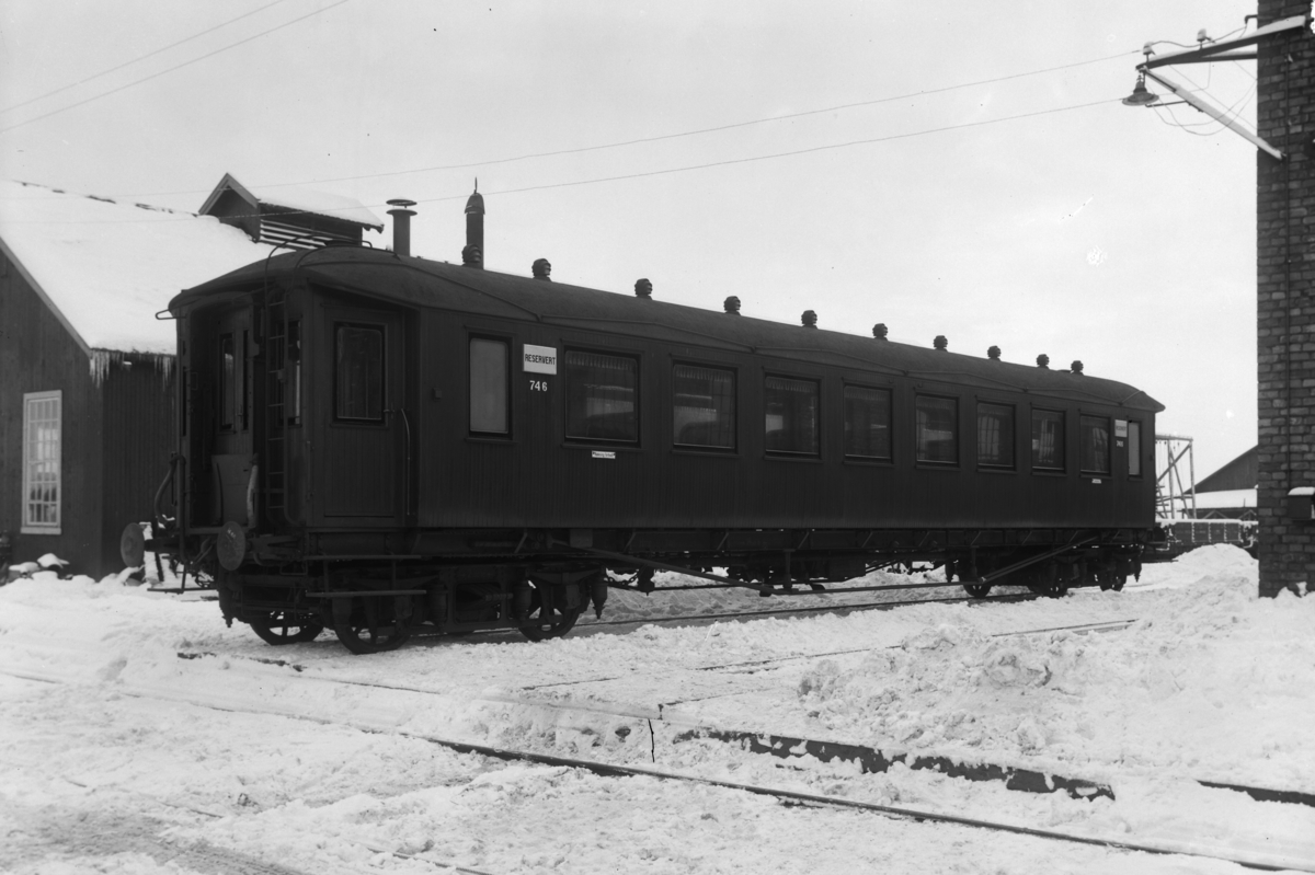 Christian Grundseth, N. S. B. JERNBANEN, EKSTR: TOGVOGN, 32619