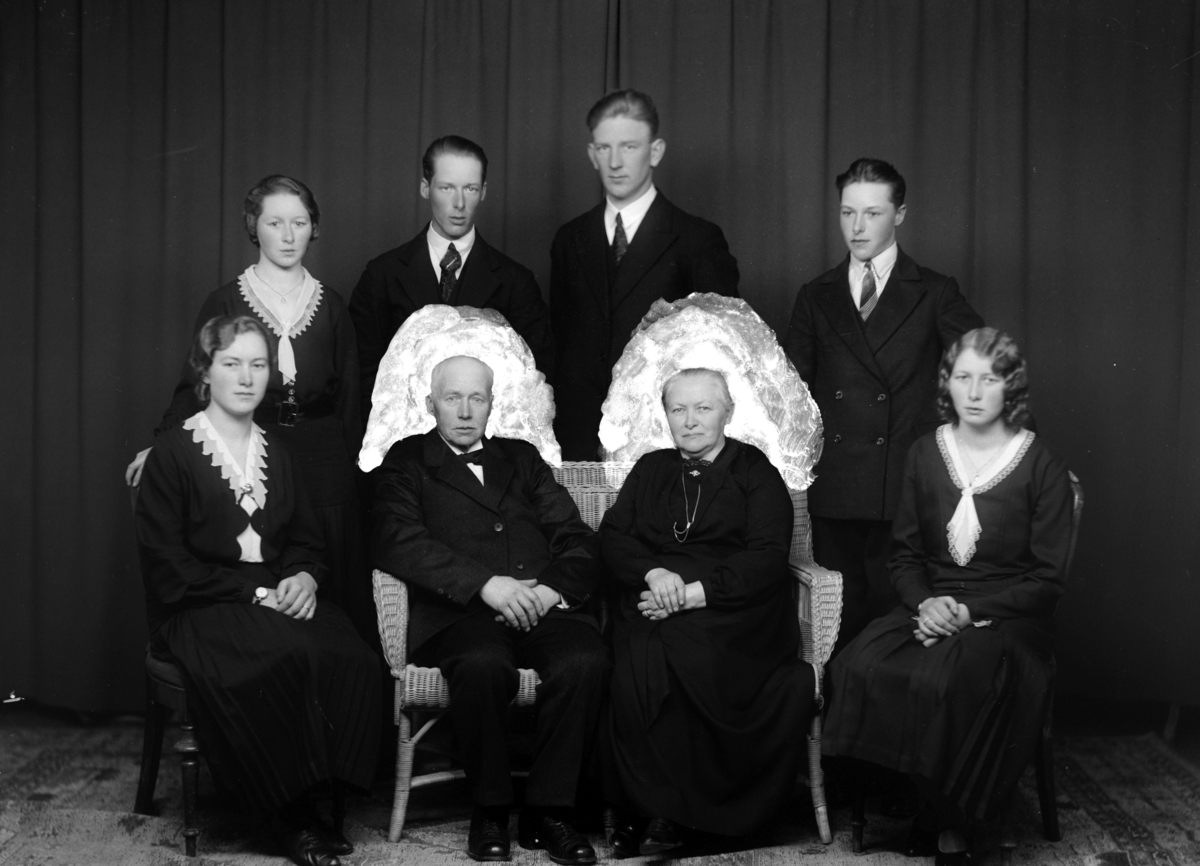 Christian Grundseth, STORBEKK, VALLSET I STANGE, GR: 8 FAMILIE.