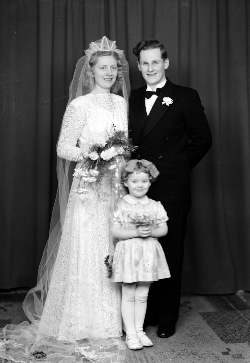 Christian Grundseth, SVEEN ARVE, GR: 2, BRUDEPAR, BRUDEPIKE.