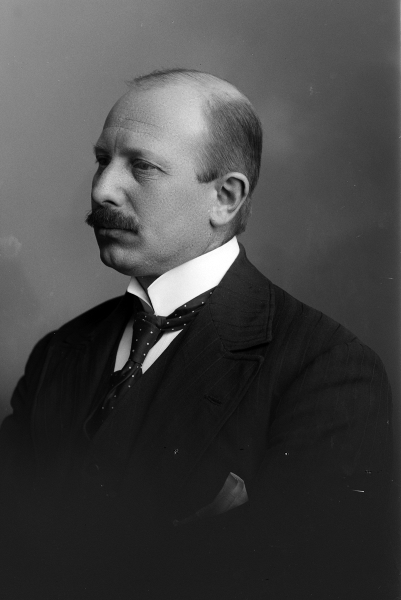 Christian Grundseth, THORSEN ING. , HALVFIG. , 16966