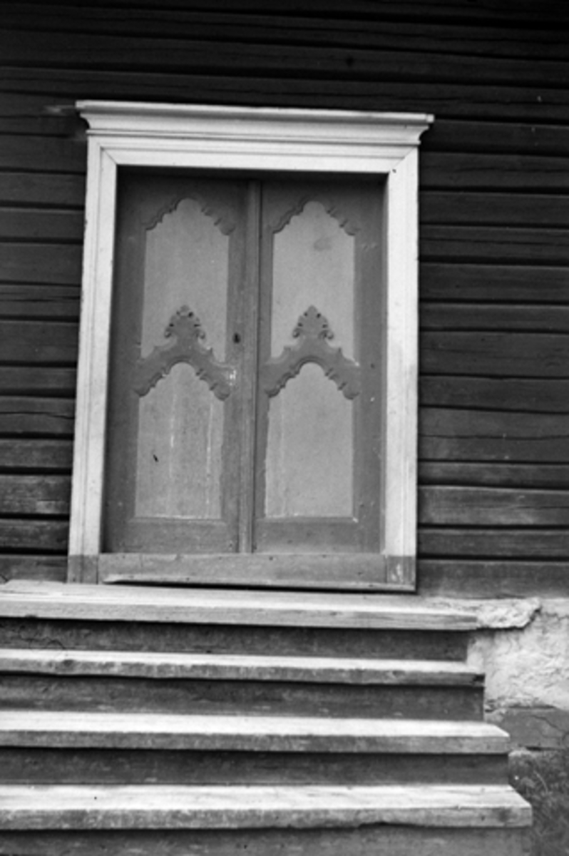 Toralv Bleken-Nilssen, HOL. FURNES i Ringsaker. DØR. DOBBEL. FB2. 502. HAMAR. 796-1