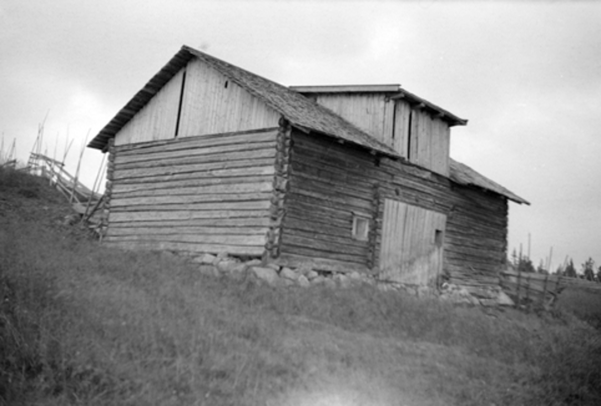 Toralv Bleken-Nilssen, MÅLLIA, KURUDLÅVEN, Karudlåven, LØTEN ALLM. 1946.