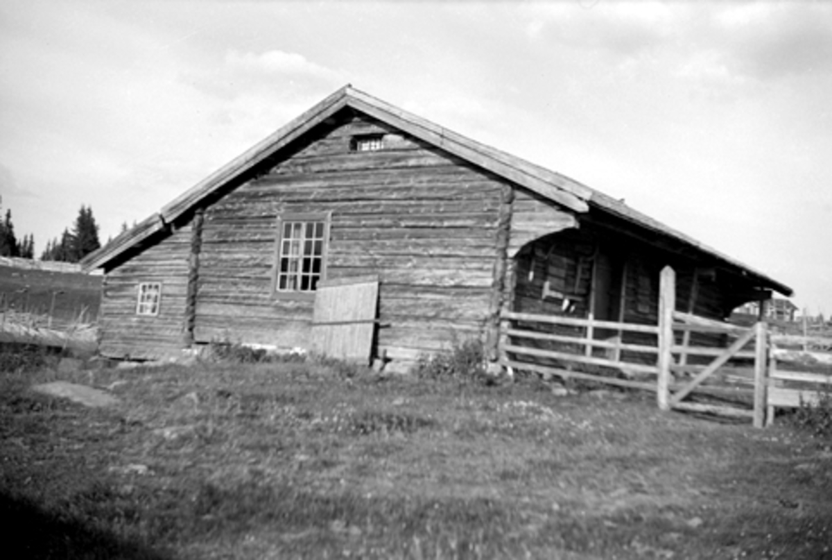 Toralv Bleken-Nilssen, STORSTILEN, SETERSTØRHUSET, NEDRE VEA, RINGS. ALLM. 1946.
